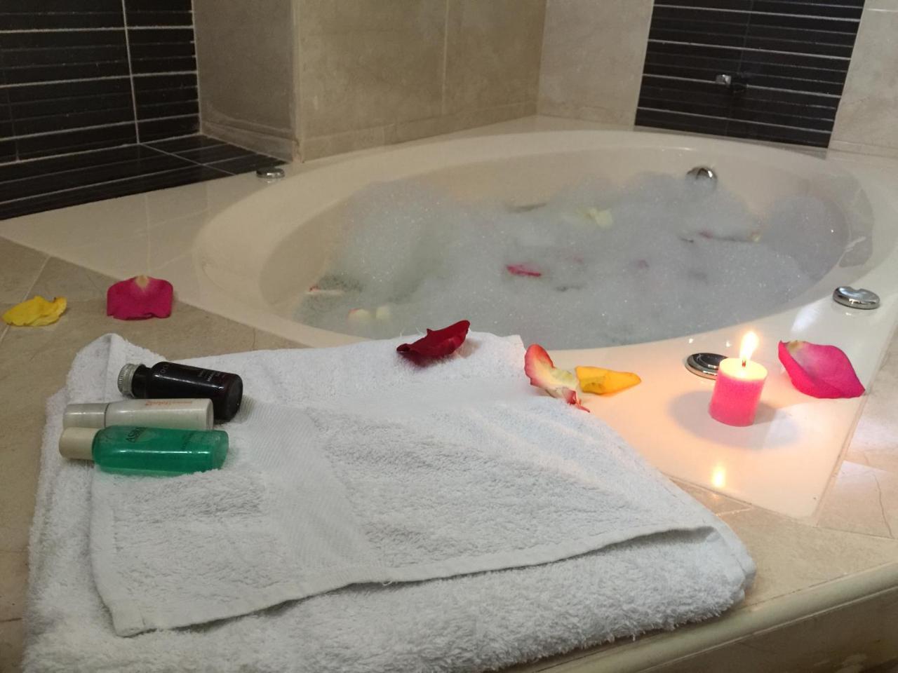 Suites El Parque Lima Ngoại thất bức ảnh